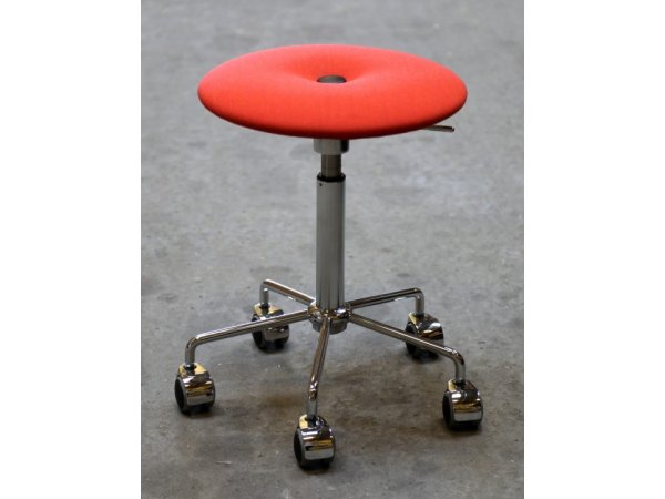 Onecollection, time stool