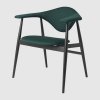 Masculo_Dining Chair_silla de comedor de madera_tapizado verde_Gubi_MINIM