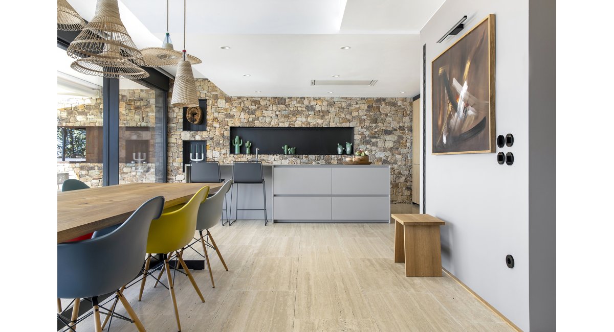 Proyecto mobiliario e iluminación casa en Begur