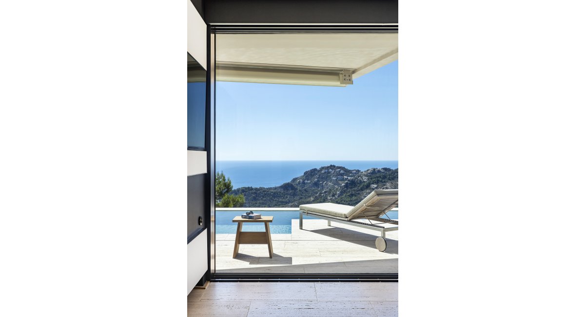 Proyecto mobiliario e iluminación casa en Begur