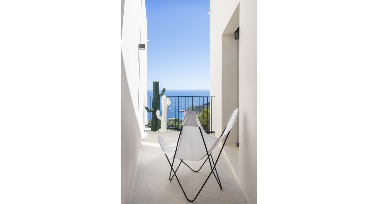 Proyecto mobiliario e iluminación casa en Begur